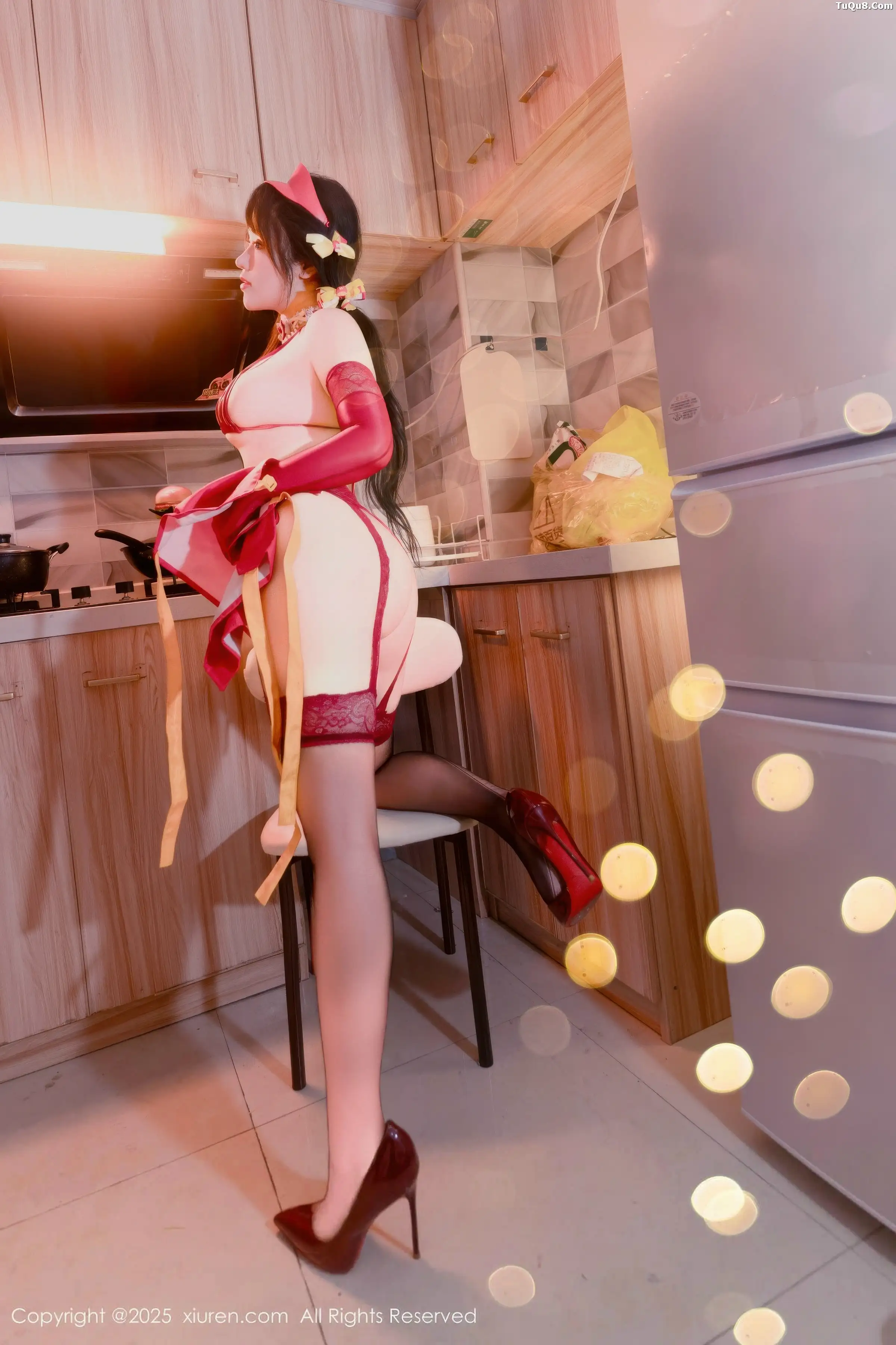 Xrmnw.Vip_汐汐爱吃草莓_写真